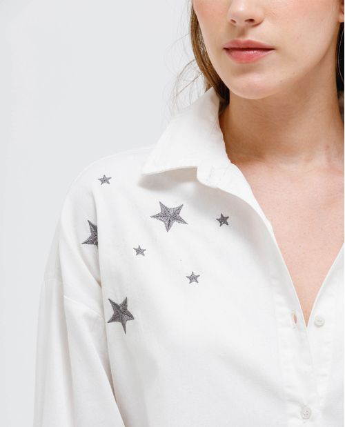 Camisa con estampado y bordado para mujer