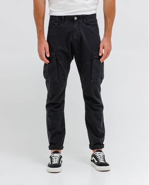 Pantalón tipo cargo para hombre
