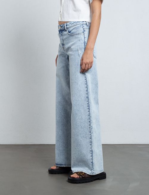 Jean Wide Leg en tono claro