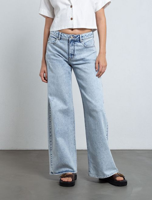 Jean Wide Leg en tono claro