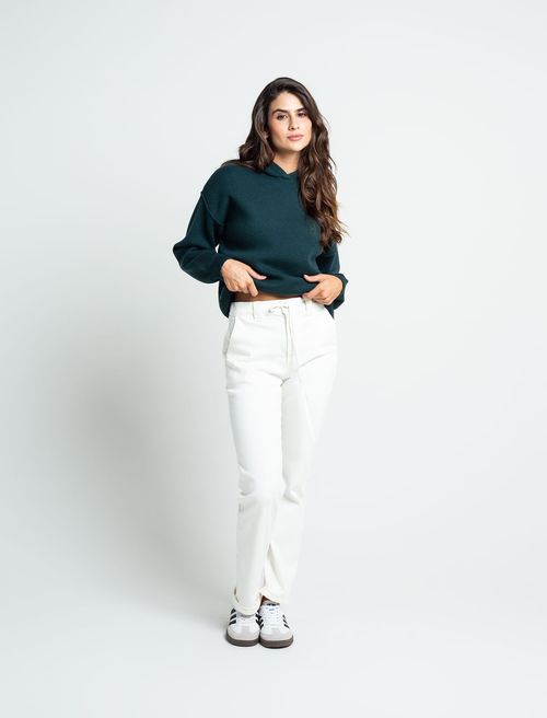 Pantalón con ruedo dobladillado