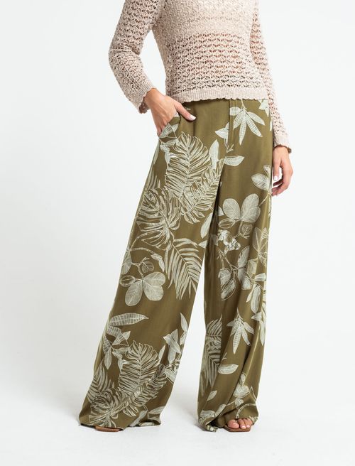 Pantalón con estampado de hojas