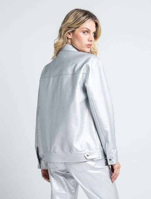 Chaqueta con efecto metalizado