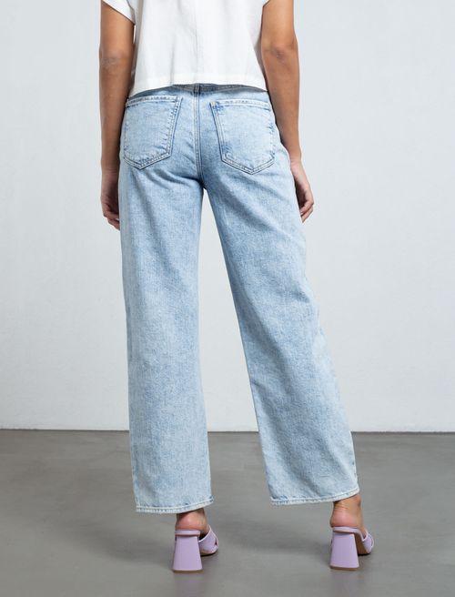 Jean Straight fit cinco bolsillos