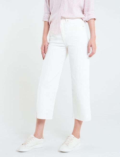 Pantalón con largo tobillero