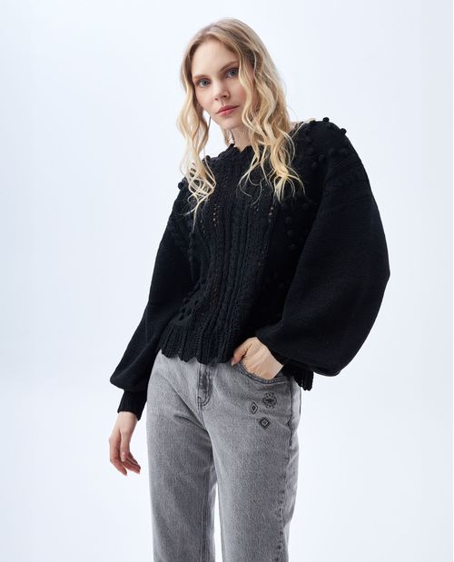 Buzo tejido con pompones para mujer