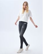 image-607cd35461a744ee801c95dc8ea418ad