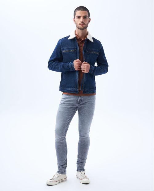 Jean Tapered fit tono gris para hombre