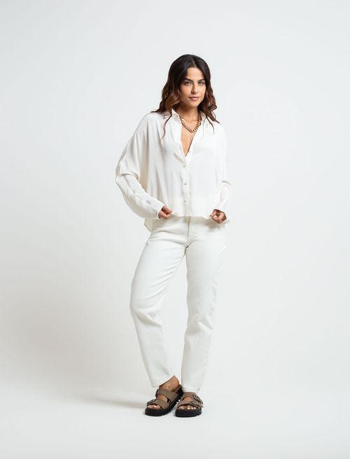 Camisa de tela fluida