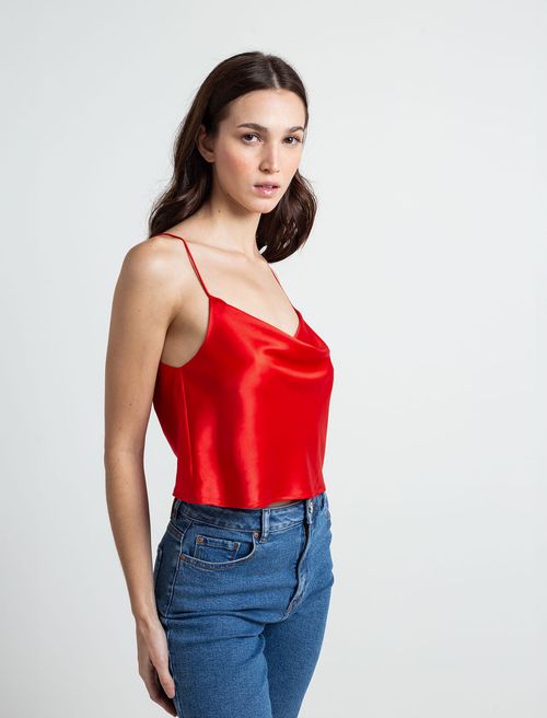 Camisa con escote drapeado