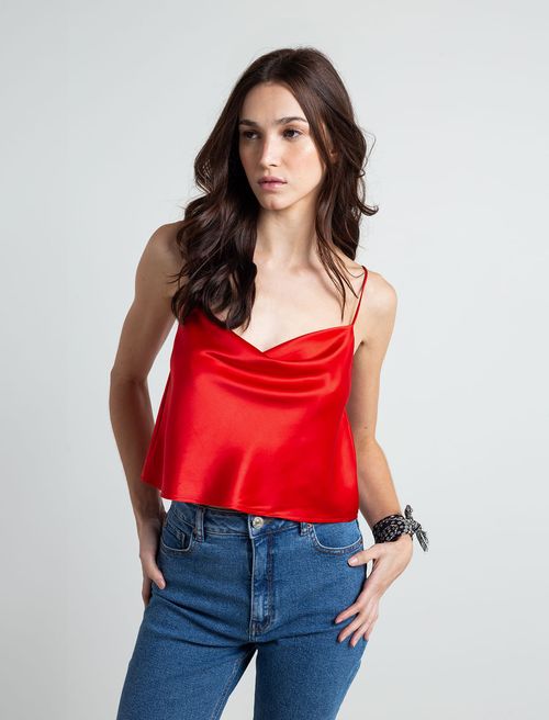 Camisa con escote drapeado