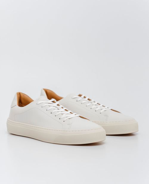 Tenis de Hombre en Cuero Liso Acabado Anilina, Caña Baja Horma Básica Estilizada