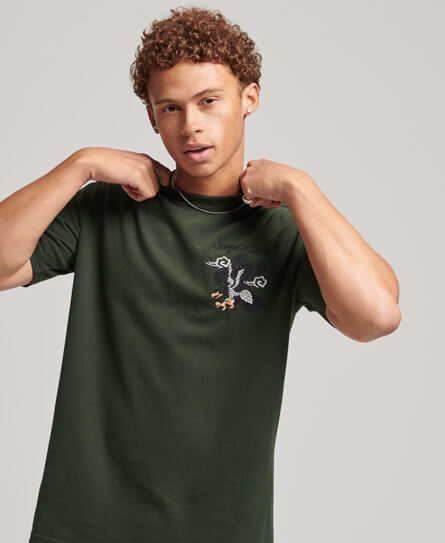 Camiseta Para Hombre Vintage Suka Graphic Superdry