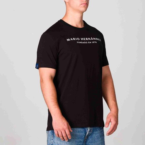 Camiseta logotipo negro Tierra Arriba