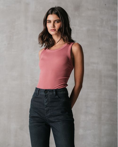 Camiseta básica manga sisa para mujer