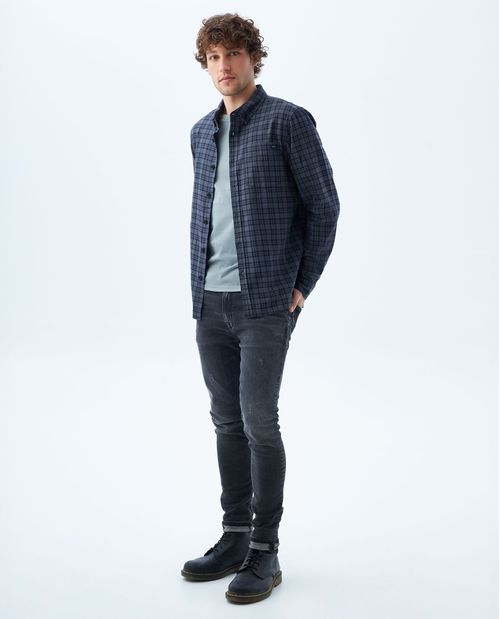 Camisa con diseño a cuadros para hombre