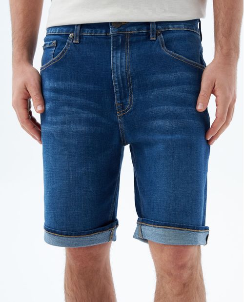 Bermuda en denim para hombre