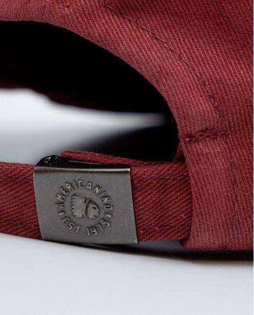 Gorra bordada en frente para hombre