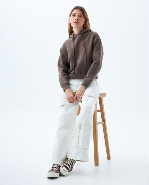 Buzo tipo Hoodie con estampados y bordados para mujer