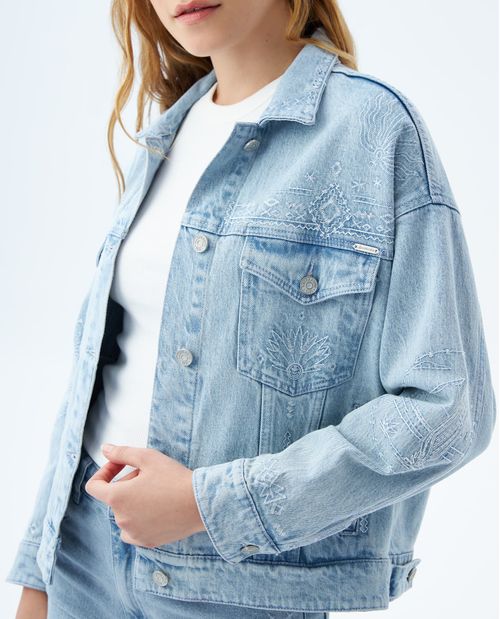 Chaqueta Trucker bordada para mujer