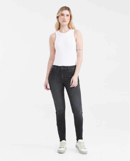 Jean High Rise Bota Slim Gris Oscuro para Mujer