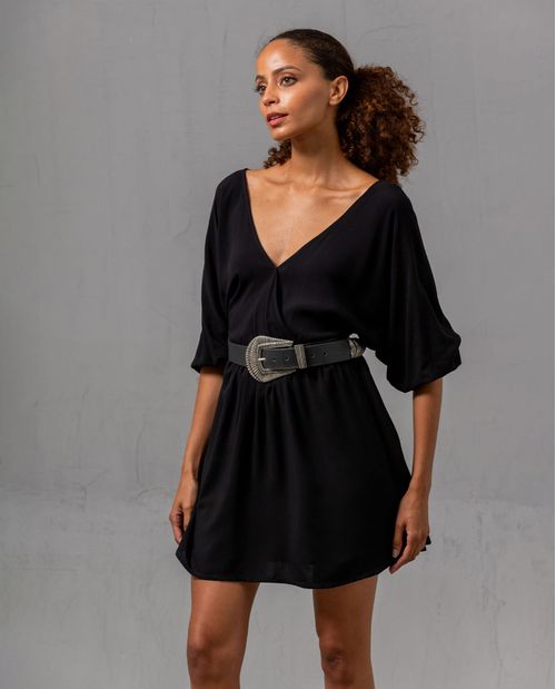 Vestido corto con escote para mujer