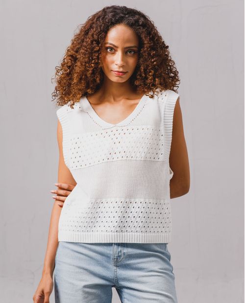Buzo con detalles desagujados para mujer