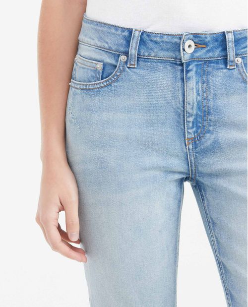 Jean High Rise Bota Slim Azul Claro con Rotos para Mujer