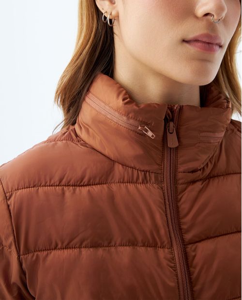 Chaqueta de cuello alto para mujer
