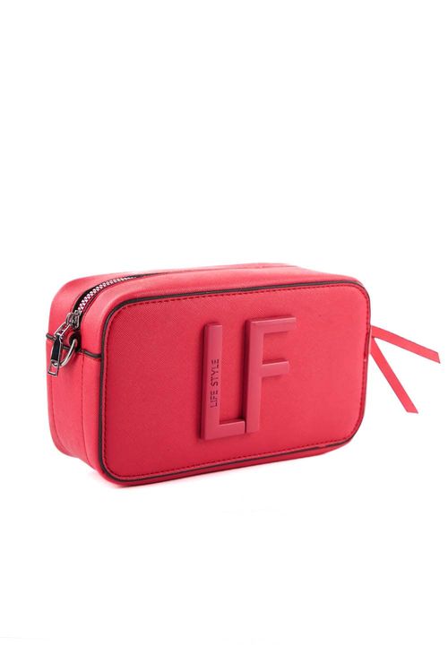 Bolso con diseño practico