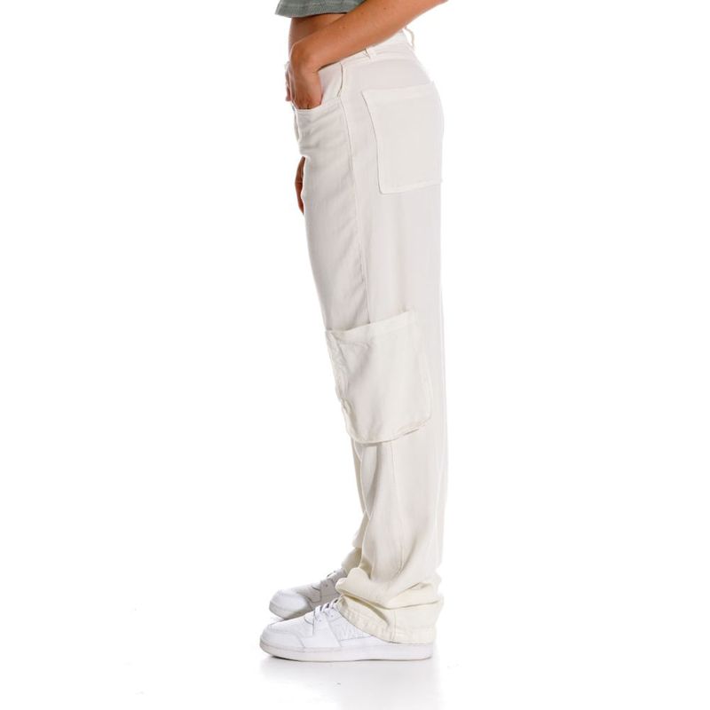 image-de6a0b7d42cf461c921f3a7224d5861f