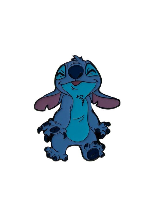 Pin con diseño de stitch feliz