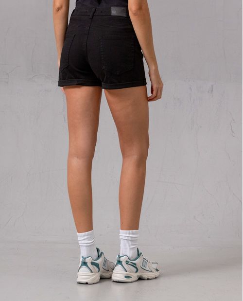 Short licrado con guardapolvo en ruedo para mujer