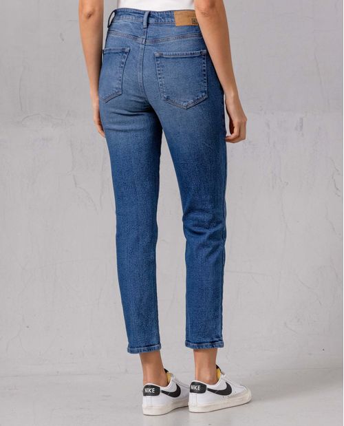 Jean Mom tono azul oscuro para mujer