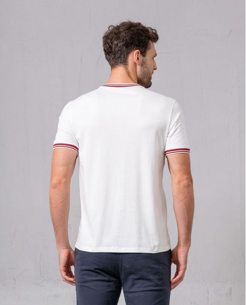 Camiseta con cuello y puños en contraste para hombre