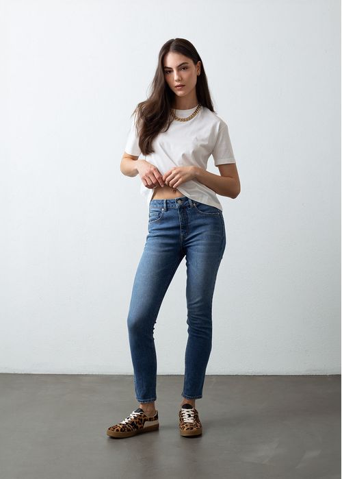 Jean Skinny tono medio
